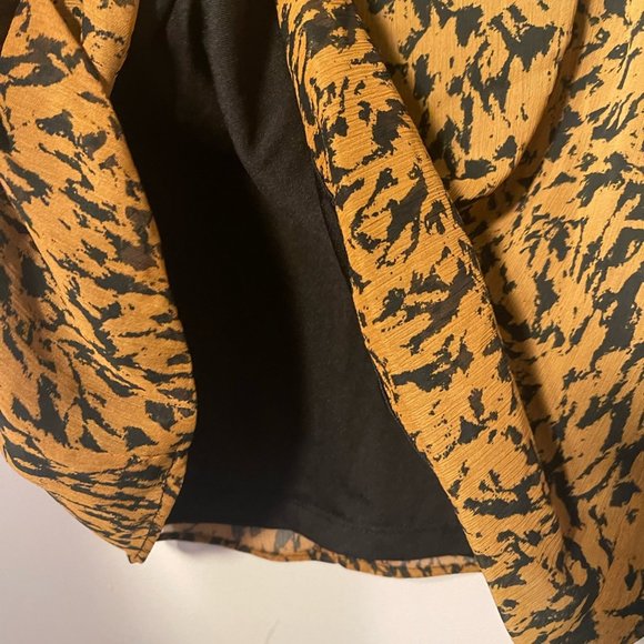 Zara Patterned Wrap Knot Mini Skirt - Small - Picture 9 of 16